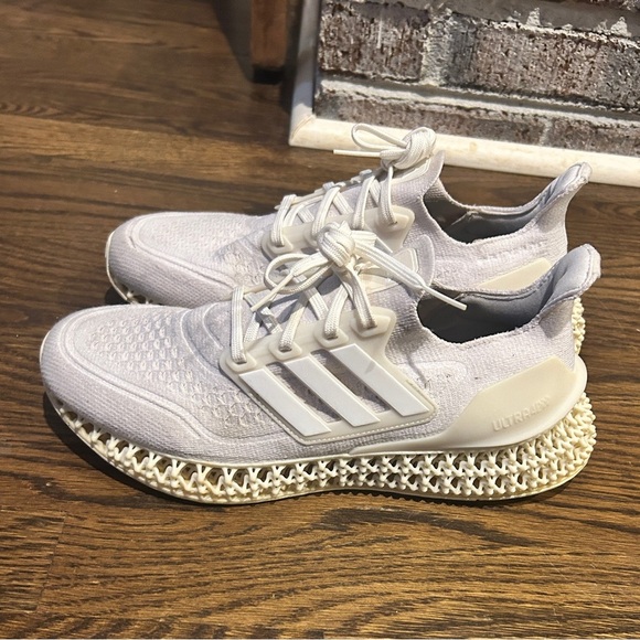 Adidas Ultra 4DFWD Low Triple White Men's Running Shoes HP7598 - Picture 3 of 7